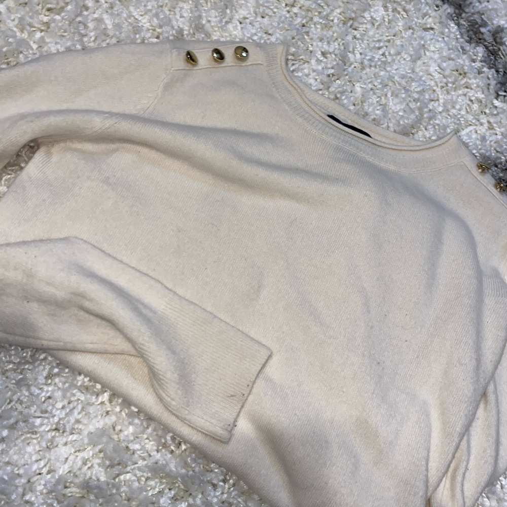 Classy Sweater!!